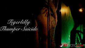 tigerlilly and thumper suicide get downright naughty