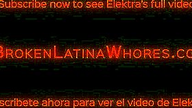 Fata de 18 ani Elektra umilită cu prima dată penetrare dublă în pizdă și cur.