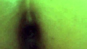 Casada safada shows off her big juicy ass for fun