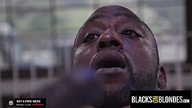 Horny Massage Therapist Creampied By Bbc Client