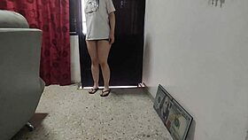 Latina Neighbor Borrows Money And Offers Deepthroat In Homemade Scene