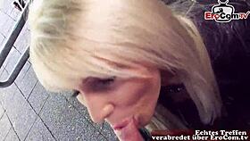 Německá blondýna sebrána na veřejný POV sex na ulici