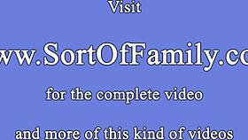 Уау! Големоцица тъща язди пишката на млад 18+ тип силно!