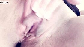 bogotana masturbandose