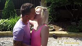 young blonde babe just 18 😍