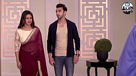 चब्बी आंटी दिव्यांका त्रिपाठी, इशिता, ब्यूटीफुल नेवल शो कर रही सी-थ्रू साड़ी में, सो हॉट