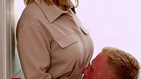 amalia davis distracted from reading by boyfriend