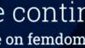 Arzt demonstriert Vakuumpumpen-Verwendung am großen Schwanz des Patienten