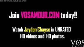 Jayden Chayse discusses how a man should smell in vosamour bikini interview 😊