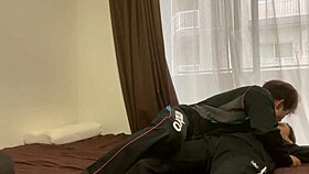 Watching this Japanese gym virgin get her first wild ride