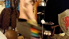 Twerking Booty Dance by Max Shenanigans