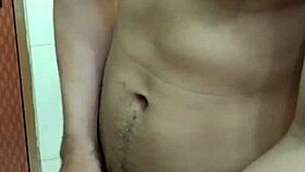 Hey, check out this gay vietnamese guy masturbating part 2! 😏