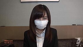 ホーニーなアジアンガールが今すぐ君をからかう準備できた？