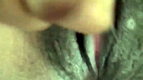 嘿看这非洲骚妹大屄等着猛摸！