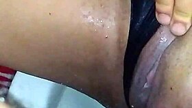 I gave that dirty old bebezinha depravada a hardcore golden shower.