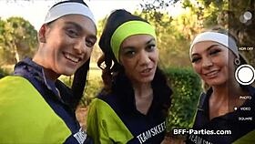 Sexy Runners Blow Big Cocks