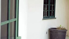 reality cutie gets her face covered in cum