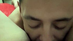 meu macho chupando e lambendo minha xota ate o orgasmo