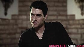 Sapkın 18+ Gençler Yabani Üçlüde Büyük Sik Emiyor