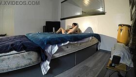 i scarlett johnson solo masturabte left one