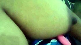 Big Tits Sri Lankan Babe Shows Off Her Boobs And Tits