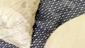 I lustful babe after shower decide to have fun with s dick