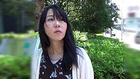 minano ki sucks that delicious shaved cock in 69 position 😋