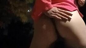 Twerking In The Park And Cumming As I Play With Myself!