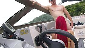 Big tits girl gets creampie on the stuck boat 😏