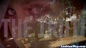 I'm gushing in lesbian threeway with teens