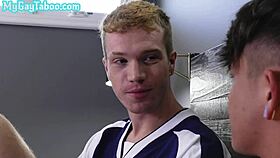 He fucks his stepbrother's asshole in the bedroom while worshipping those feet