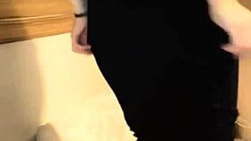 Heyy, Ritafox flaunts her super juicy and firm ass, so hot! 😍