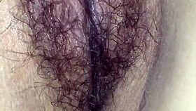 Voyeur catches inflamed pussy scene