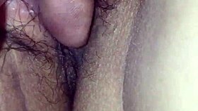 Voyeur catches inflamed pussy scene