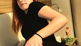 Heyy, Ritafox flaunts her super juicy and firm ass, so hot! 😍