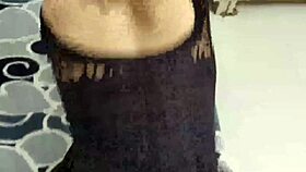 hindi pár sa vrhne do brutálneho prvýkrát análneho buchania