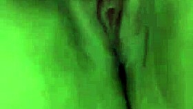 i'm sarada, squirting hard on the siririca, oh god!