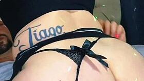 novinha casada vive uma aventura cotidiana