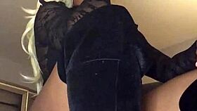 balloon fetish with big ass babe