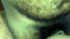 Hey, check out this old hairy guy with a 21cm cock fucking a married man in part 1 😏