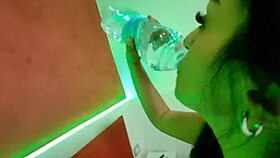 Maya cosa ti stava vibrando mentre ti succhiavo il grosso cazzo e ti facevo squirting con le tette naturali