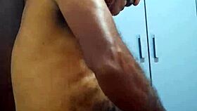 Hey, check out this old hairy guy with a 21cm cock fucking a married man in part 1 😏