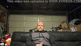 Stroking It Feels So Good, Doesn't It?