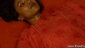 Intense vaginal massage with a sensual Indian cougar.