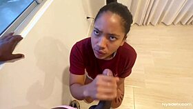 hidden blowjob from her boyfriend -amateur couple- nysdel