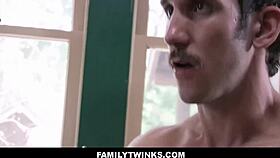 心配しないよ、君のシッシー側を判断しない！