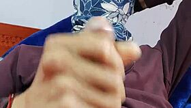 Estoy caliente y quiero follar 3