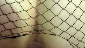 How does that culona feel getting fucked on all fours?