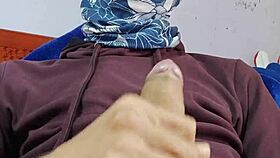 Estoy caliente y quiero follar 3