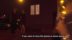 Pelayan Dengan Tetek Killer Ditabrak Keras Di Van